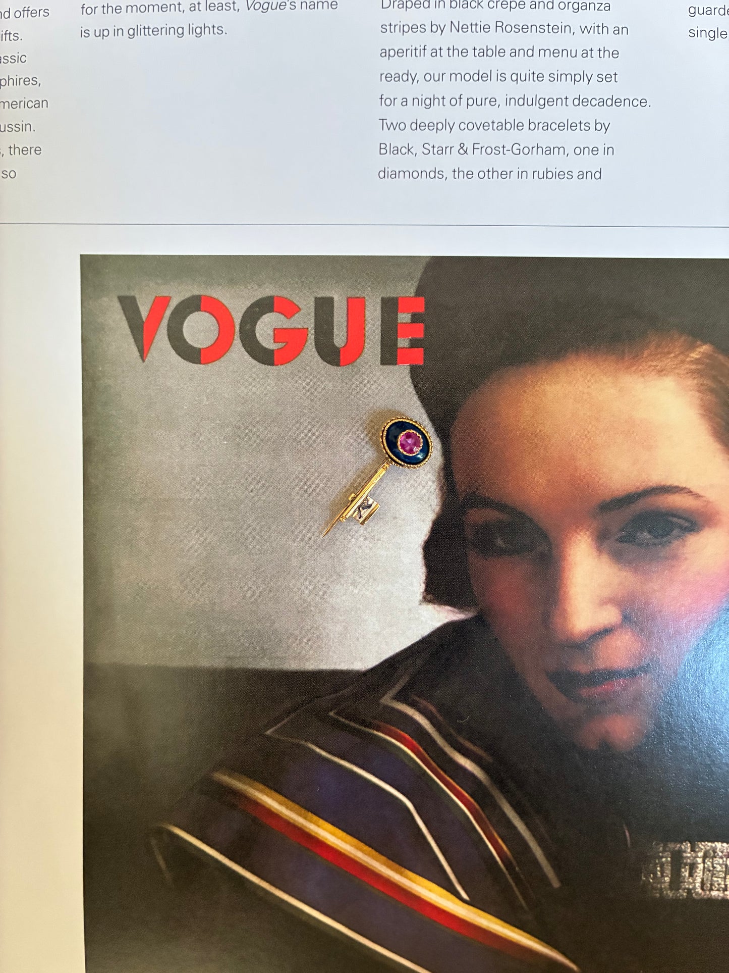 VINTAGE MINI EYE KEY PIN