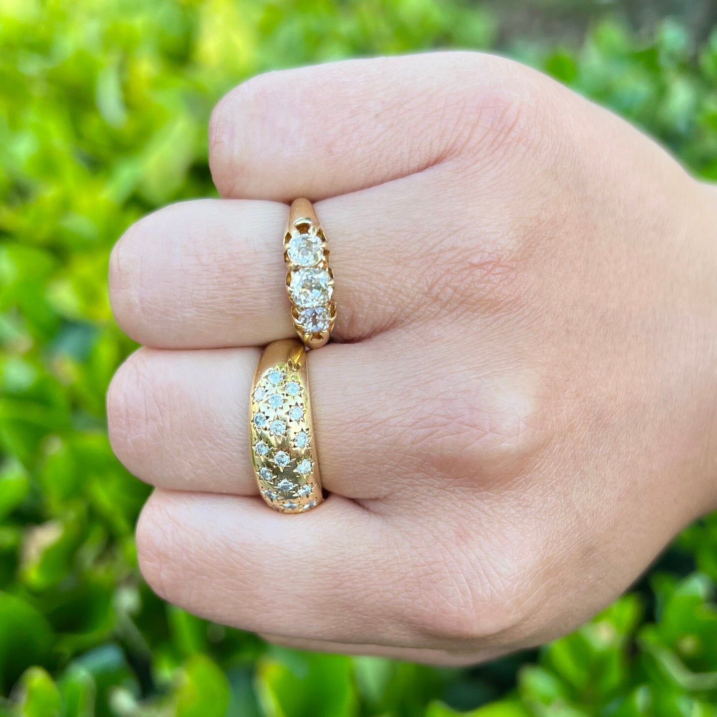 ANTIQUE 18K DOMED DIAMOND STARS RING