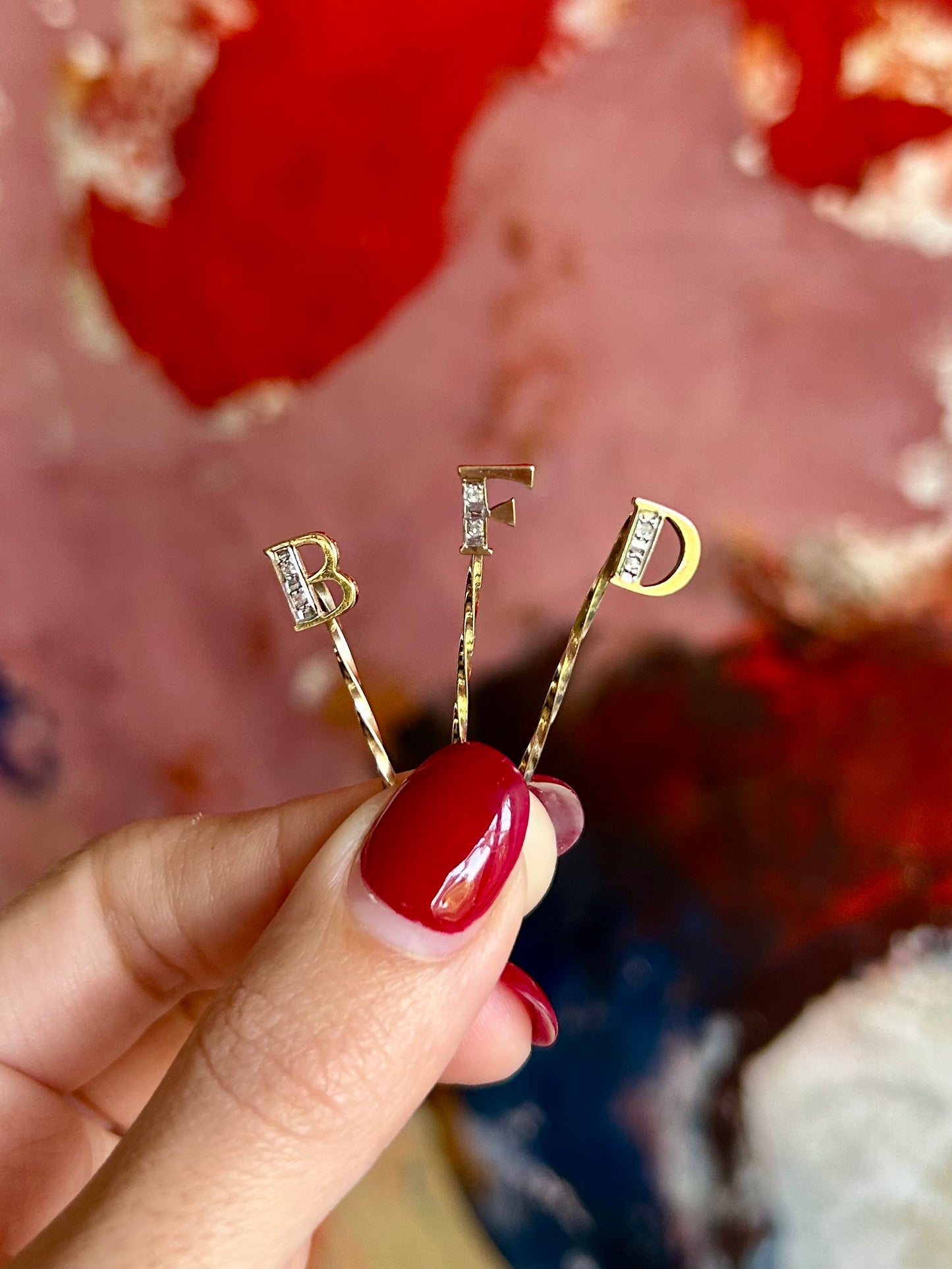 VINTAGE 'F' DIAMOND INITIAL STICK PIN