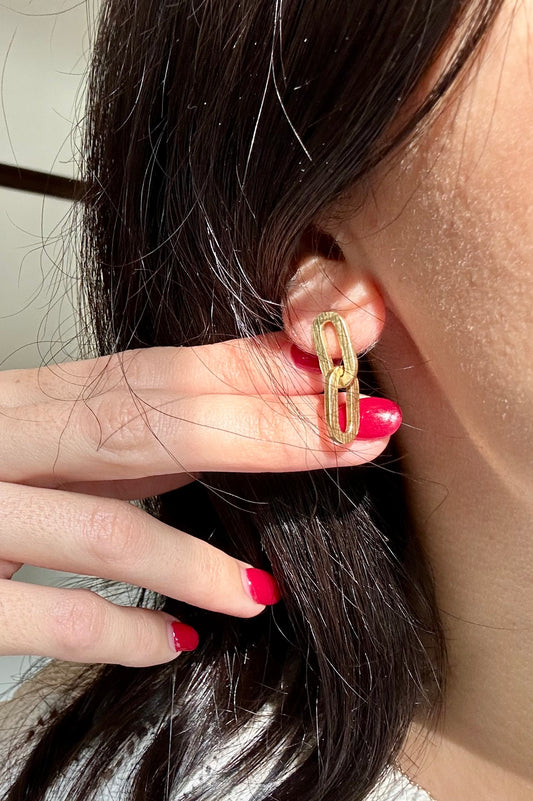 Vintage Double Oval-Link Earrings w/ Bark Finish