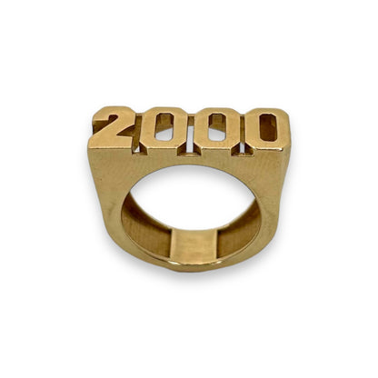 VINTAGE '2000' CUT OUT RING