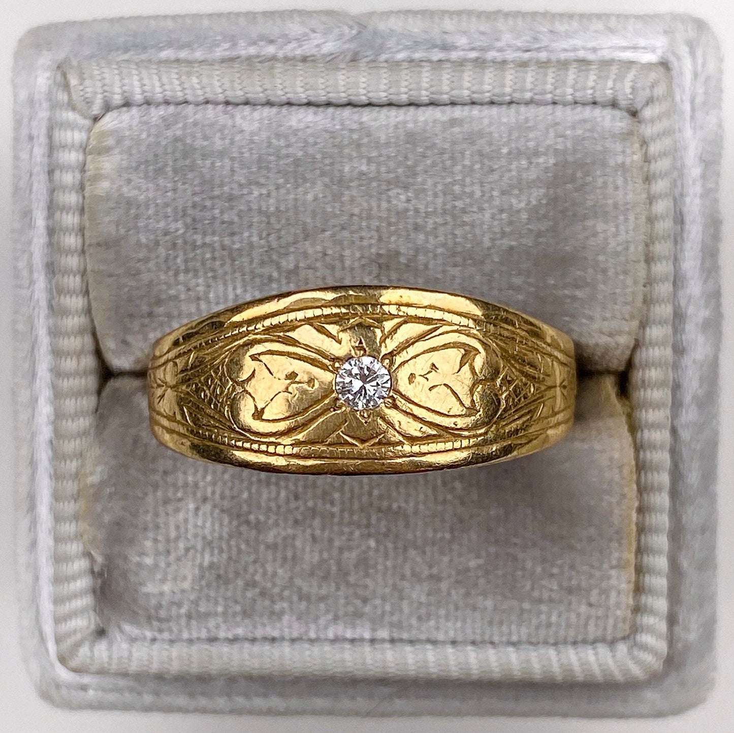 ANTIQUE 14K ART NOUVEAU ORNATE DIAMOND BAND