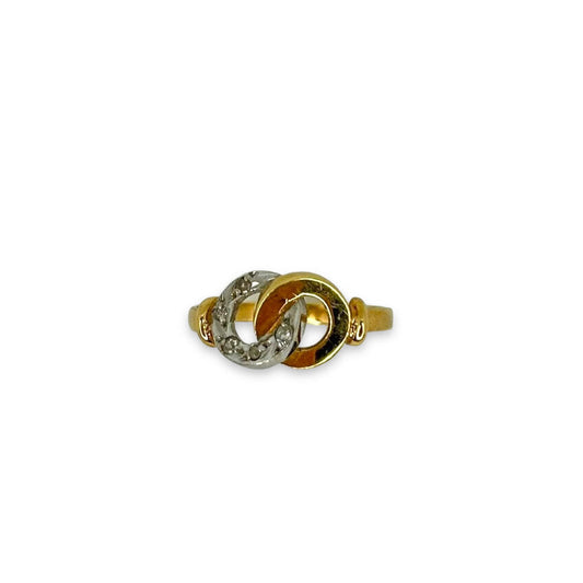 VINTAGE 18K TWO-TONE INTERLACED CIRCLE RING w/ ROSECUT DIAMONDS