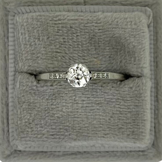 VINTAGE 0.45 CTW DIAMOND SOLITAIRE RING