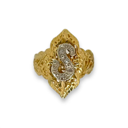 VINTAGE ORNATE FILIGREE TWO-TONE DIAMOND 'S' NAVETTE RING