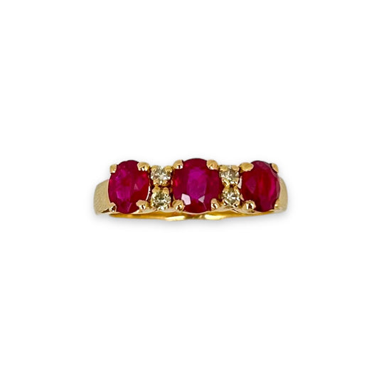 VINTAGE THREE STONE RUBY RING w/ DIAMOND SPACERS